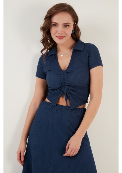 Büzgü Detaylı Polo Yaka Dar Kesim Crop Bluz Bayan Bluz 5865014