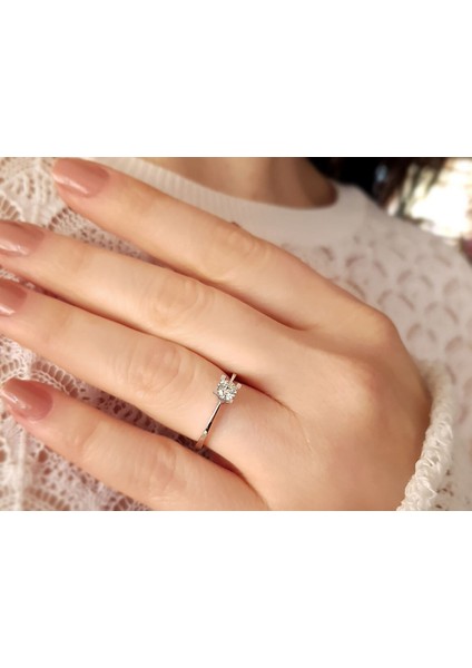 F Renk 0,31 Karat Pırlanta Tektaş Yüzük 0404R0098 modelleri