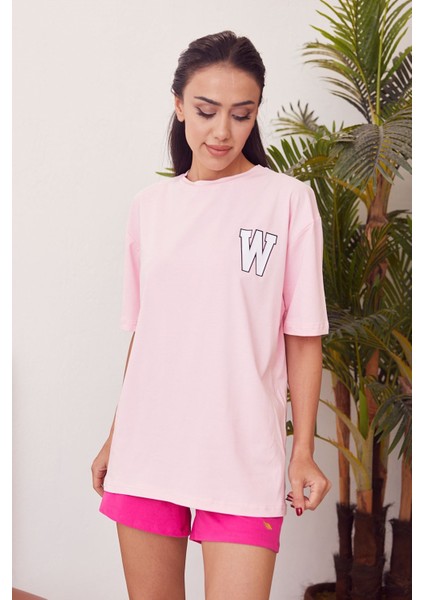 W Baskılı T-Shirt-Pembe