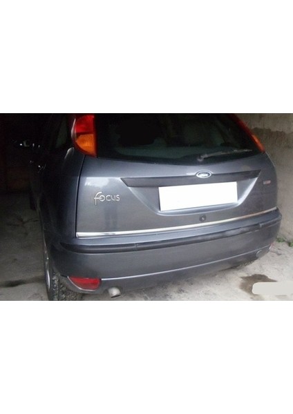 Ford Focus 1998 - 2005 Bagaj Alt Çıtası Paslanmaz Çelik - Hb