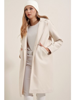 Bigdart Kadın Ekru Kaşe Kaban – %100 Polyester, Uzun Kollu, Düz Desenli, Şık ve Rahat Günlük Tasarım
