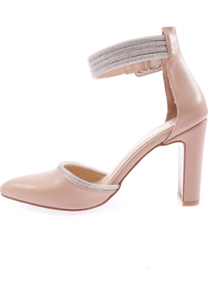320-23Y Kadin Topuklu Ayakkabi modelleri