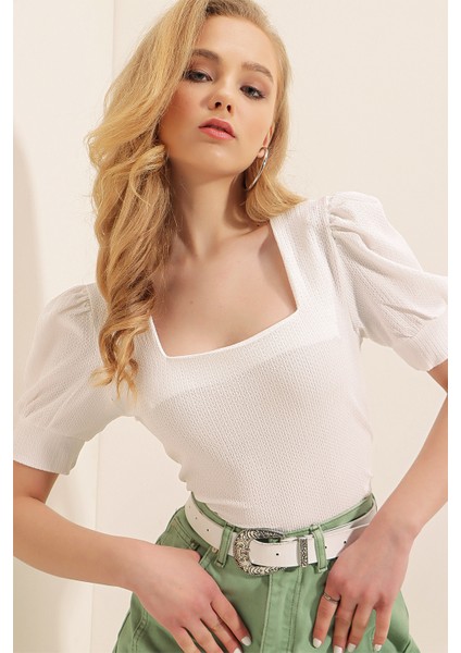 Kadın Beyaz Kare Yaka Örme Bluz - Truvakar Kol Günlük Stil Rahat Kullanım