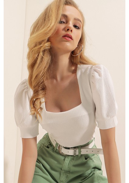 Kadın Beyaz Kare Yaka Örme Bluz - Truvakar Kol Günlük Stil Rahat Kullanım fiyatları