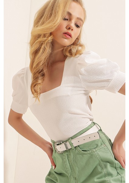 Kadın Beyaz Kare Yaka Örme Bluz - Truvakar Kol Günlük Stil Rahat Kullanım fırsatları