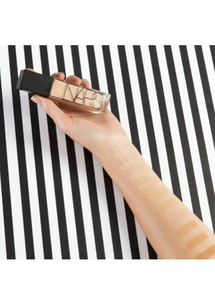 Natural Radiant Longwear Foundation-Syracuse fiyatları