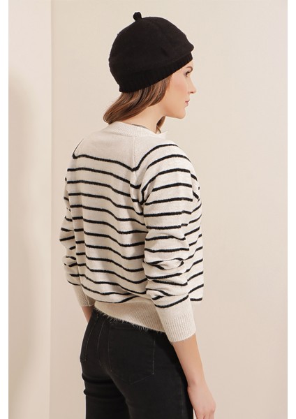 15808 Düğmeli Kazak - Beyaz indirimleri