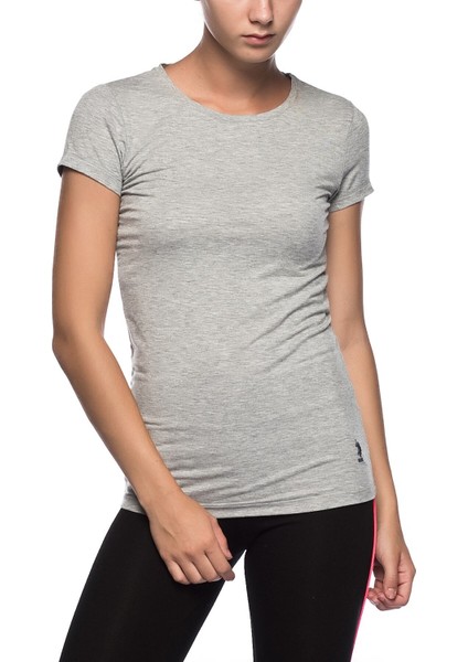 Yuvarlak Yaka Kısa Kol Kadın Basic T-Shirt