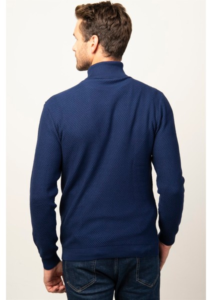 Slim Fit Dar Kesim Balıkçı Yaka Desenli Erkek Kazak fırsatları