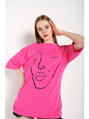 Trendseninle Kadın Silüet Tasarım Baskılı Oversize Tshirt