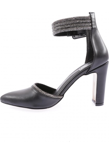 320-23Y Kadın Topuklu Ayakkabı modelleri