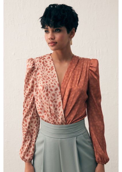 Kruvaze Desenli Bodysuit - Kahve-Bej