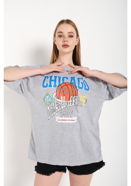 Kadın Oversize T-Shirt Ön Chıcago 76 Baskılı Tişört fiyatları