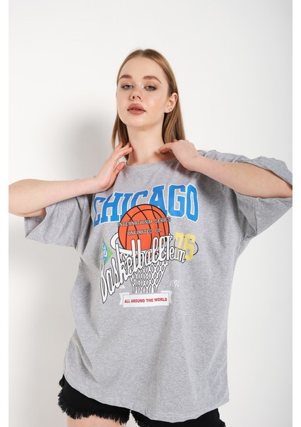 Kadın Oversize T-Shirt Ön Chıcago 76 Baskılı Tişört modelleri
