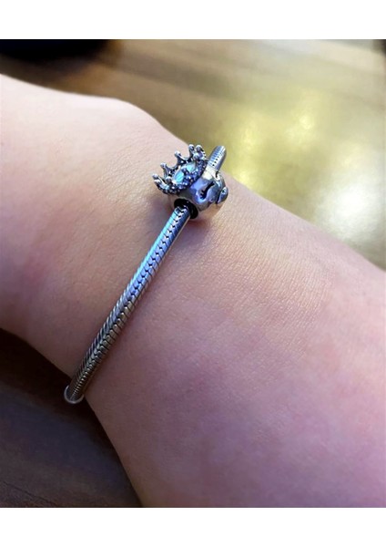 Kadın Prenses Temalı Taş Detaylı Gümüş Charm modelleri