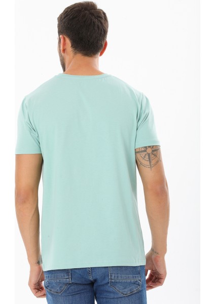 Erkek Garnili Cep Nakışlı Bisiklet Yaka T-Shirt fırsatları