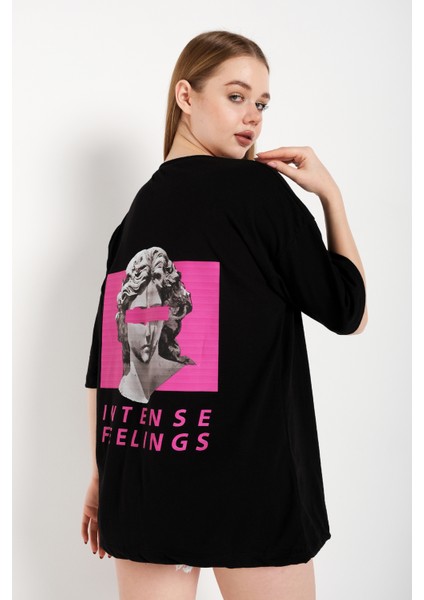 Kadın Oversize T-Shirt Sırt Intense Baskılı Tişört