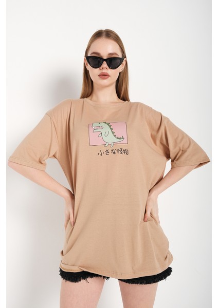 Kadın Önü Dinazor Baskılı Oversize T-Shirt