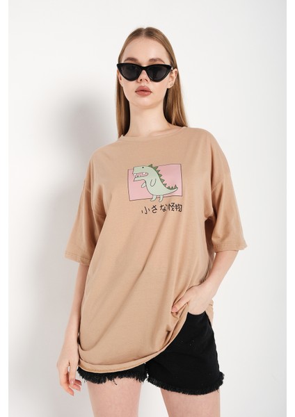 Kadın Önü Dinazor Baskılı Oversize T-Shirt