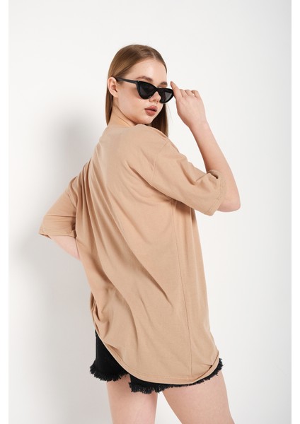 Kadın Önü Dinazor Baskılı Oversize T-Shirt