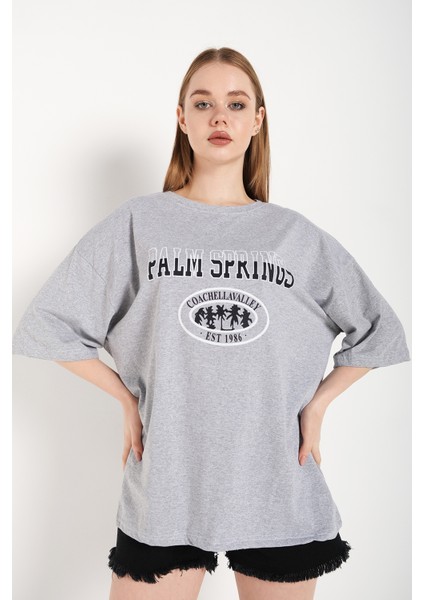 Kadın Palm Springs Baskılı Oversize T-Shirt