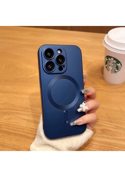 Apple iPhone 14 Pro Max Kılıf Kamera Lens Koruyuculu Manyetik Tam Renkli Soft Kaymaz Silikon Kapak