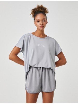 Koton Oversize Spor Tişört Slogan Baskılı Kayık Yaka