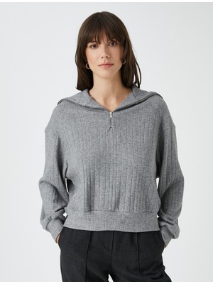 Koton Şahika Ercümen XKoton - Yarım Fermuarlı Dik Yaka Sweatshirt