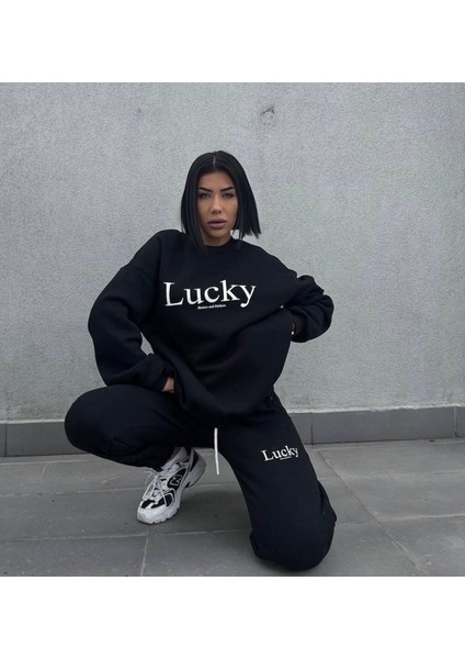 Özel Tasarım Lucky Baskılı Tam Kışlık 3 Iplik Oversize Modern Kadın Eşofman Takımı