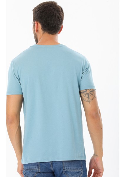 Erkek Garnili Cep Nakışlı Bisiklet Yaka T-Shirt indirimleri