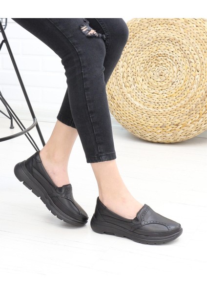 1002 Siyah 315 Gram Eva Taban Anatomik Kadın Ayakkabı