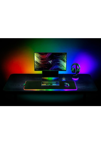 Strıder Chroma RGB Mousepad - RZ02-04490100-R3M1