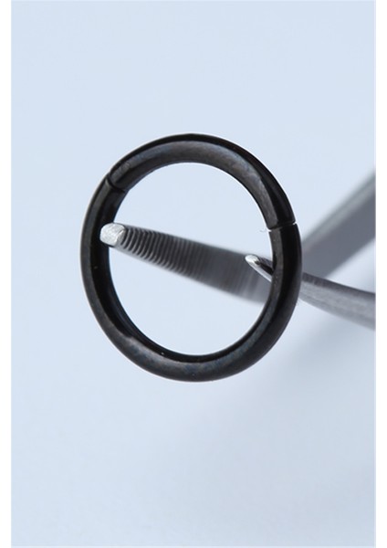 Düz Gizli Kilit Küçük Boy Halka Siyah Piercing