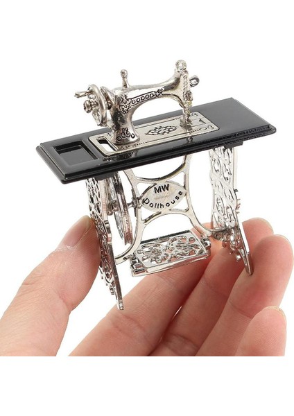 1/12 Ölçekli Dollhouse Minyatür Mobilya Metal Dikiş Makinesi (Yurt Dışından) fırsatları