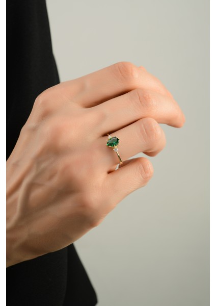 Yeşil Damla Taşlı Altın Yüzük CGKYZK0061 modelleri