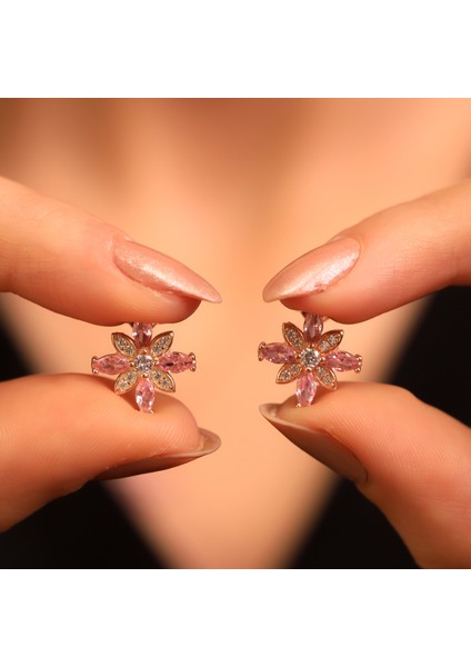 925 Ayar Gümüş Pembe Taşlı Kamelya Çiçeği Küpe
