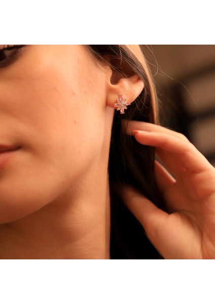 925 Ayar Gümüş Pembe Taşlı Kamelya Çiçeği Küpe fiyatları