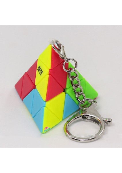 Qiyi Pyraminx Anahtarlık Zeka Küpü Akıl Küpü Rübik Küp