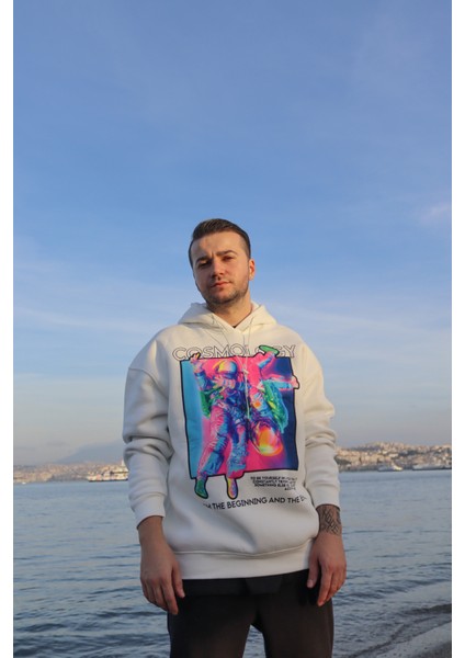 Oversize Beyaz Kapüşonlu Sweatshirt