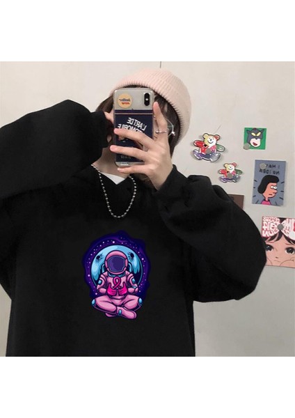 Sitting Astronaut Siyah Kapüşonlu Sweatshirt