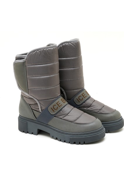 Vanilla Gri Kadın Bot