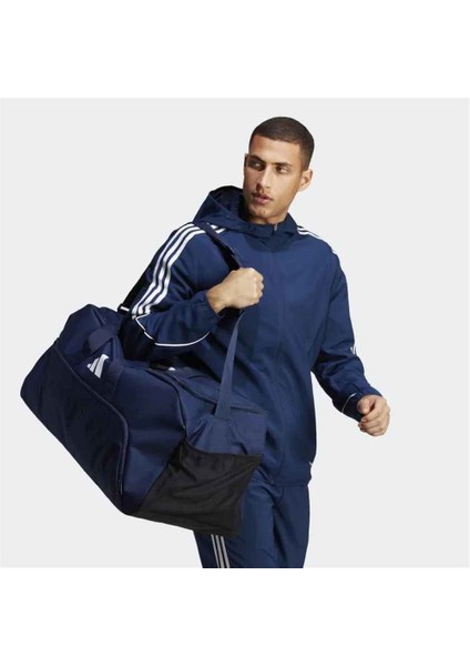 Tiro 23 League Erkek Rüzgarlık modelleri