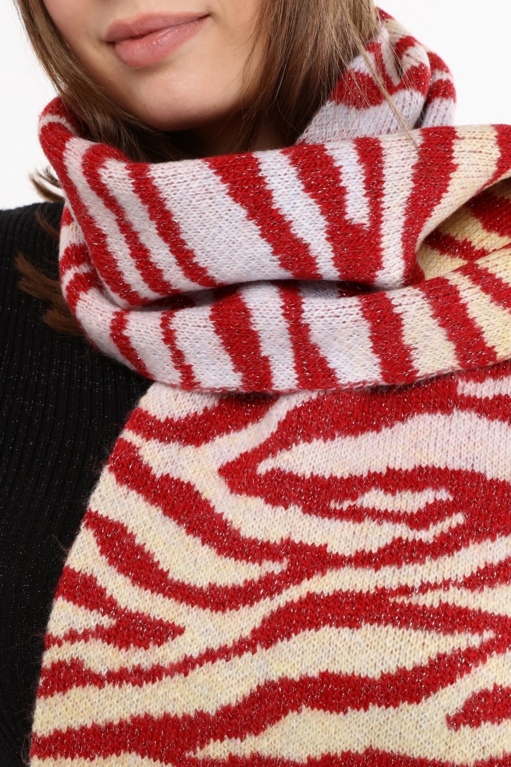 Marilavande Kırmızı Sim Geçişli Zebra Desen Atkı & Bere Takımı görsel 4