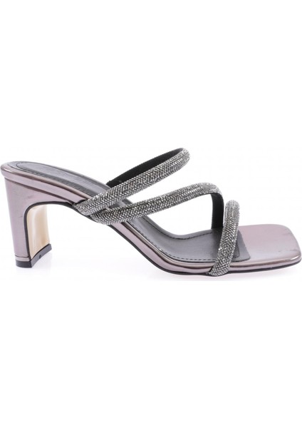 1031-23Y Kadın Kristal Taşlı Çapraz Bantlı Topuklu Terlik