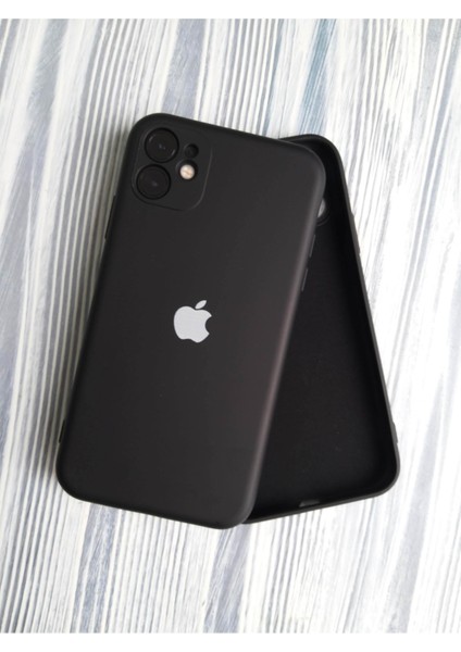 Apple iPhone 11 Uyumlu Kamera Korumalı Lansman Içi Kadife Silikon Logolu Telefon Kılıfı