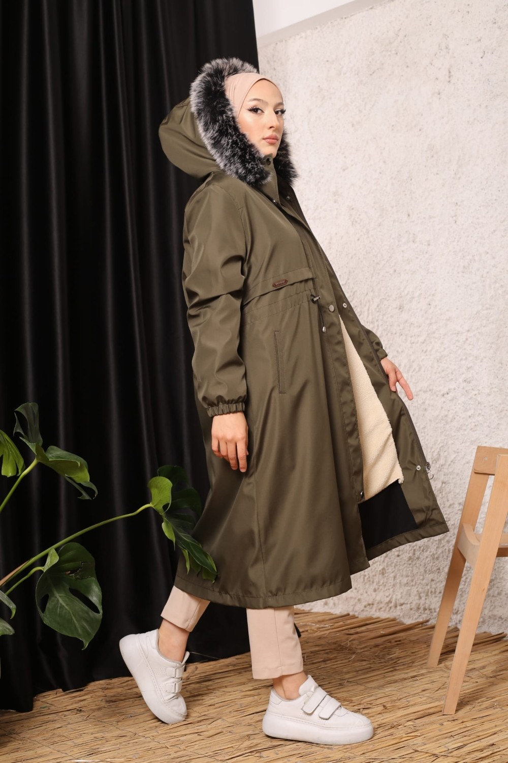 Vibeys Collection Siyah Içi Kürklü ve Su Geçirmez Büyük Beden Battal Kadın Kışlık Mont & Kaban görsel 7