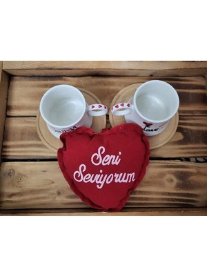 Seliness Design Çiftlere Özel 2 Kişilik Aşk Temalı Kahve Fincanı Takımı Peluş Kalp Hediyeli