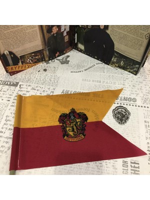 Sihir Dükkanı Gryffindor El Flaması Özel Kesim