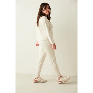 Önü Dikişli Jogger Pantolon