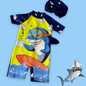 Lolli Boom Kids  Erkek Çocuk Kısa Kol Sırt Fermuar Surfer Köpek Balığı Desen Hipster Yüzücü Mayo Bone Hediyeli